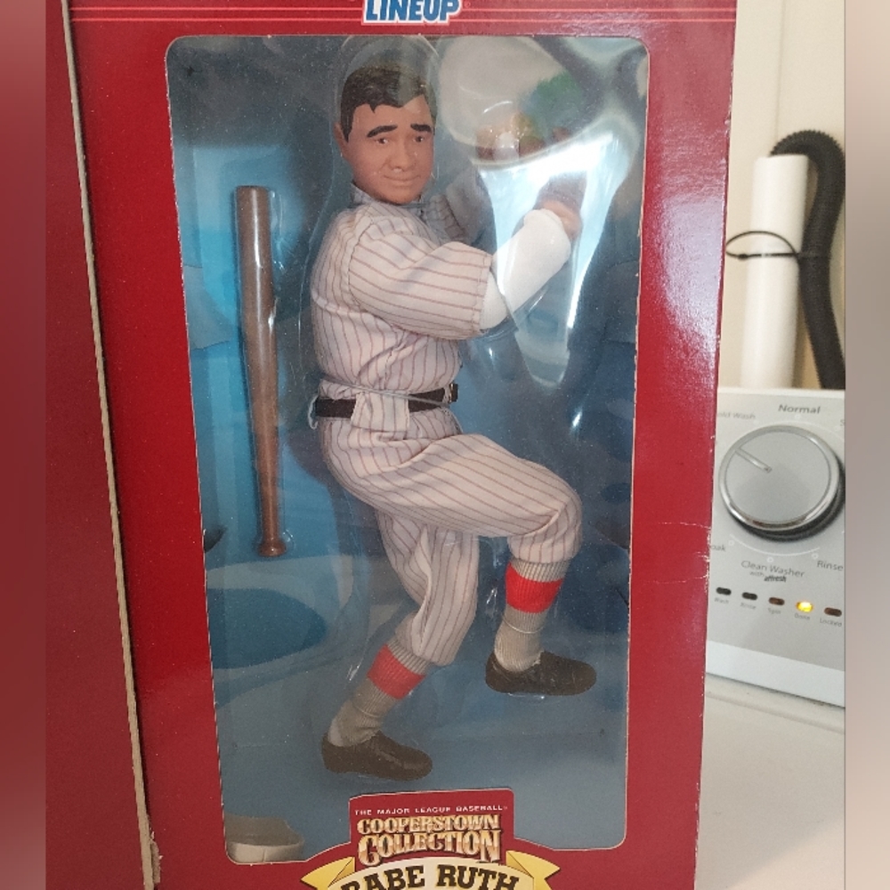 Offical Unopened Babe Ruth Coppertown Collection Starting Line Piece - Picture 6 of 14